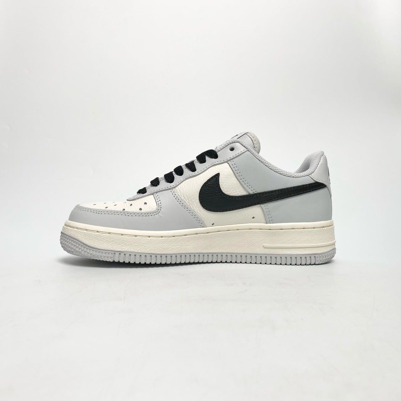  NIKE AIR FORCE 1 LOW ANNIVERSARY EDITION NIKE BY YOU - DO7417-991 