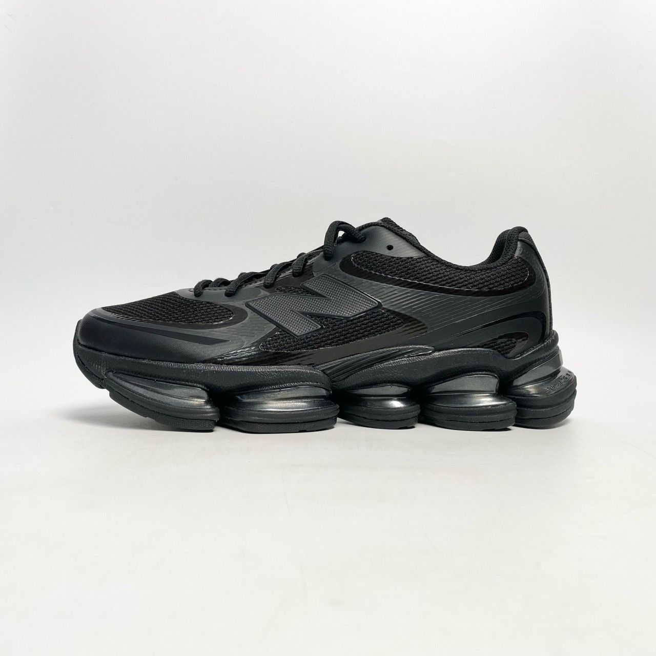 NEW BALANCE 2000 TRIPLE BLACK U2000ETB 