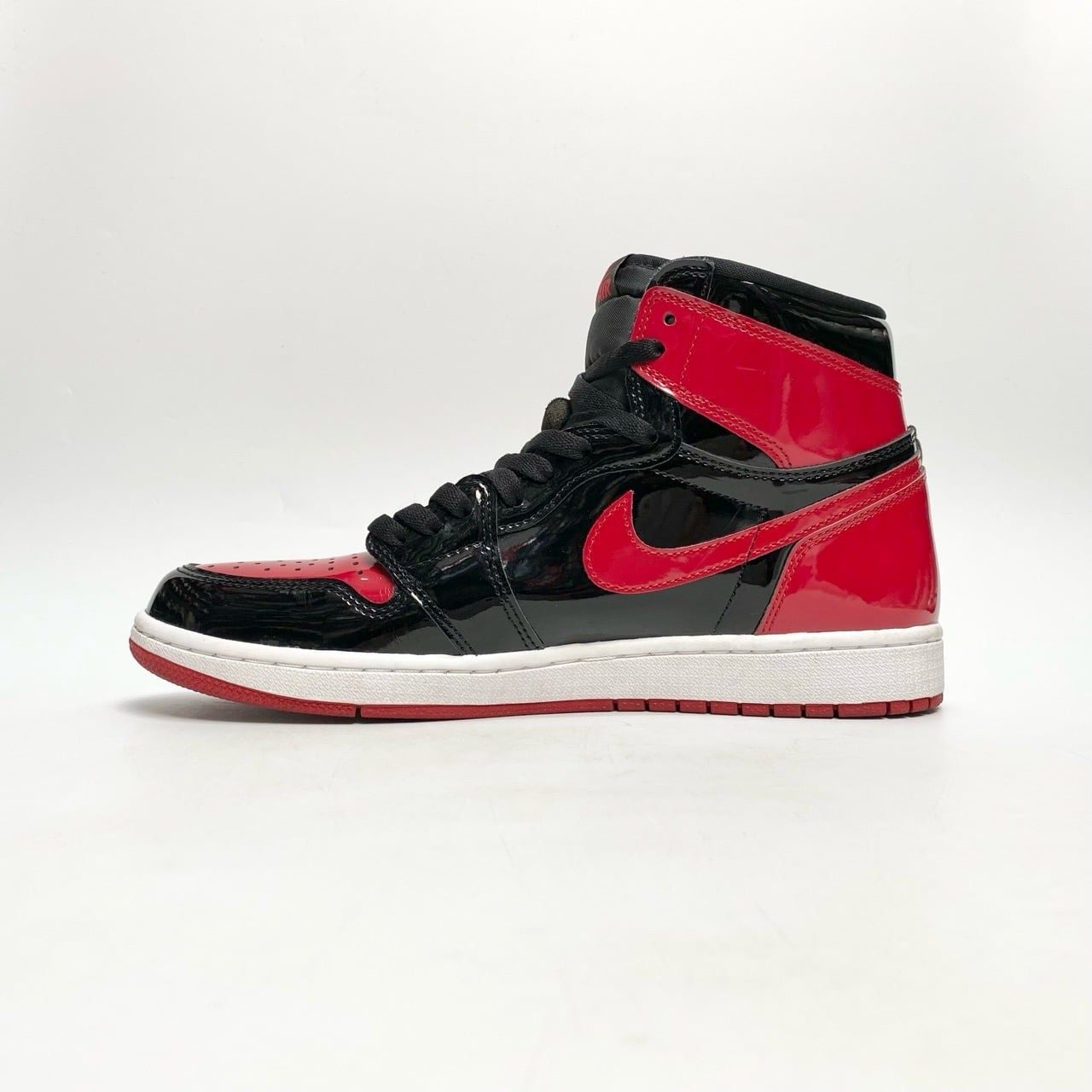  NIKE AIR JORDAN 1 RETRO HIGH OG PATENT BRED 555088 063 