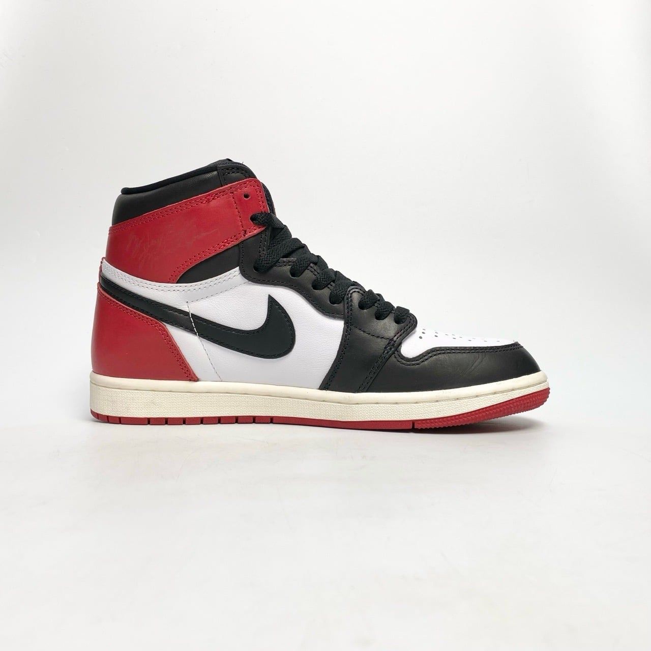  NIKE AIR JORDAN 1 RETRO HIGH OG BLACK TOE REIMAGINED DZ5485-106 
