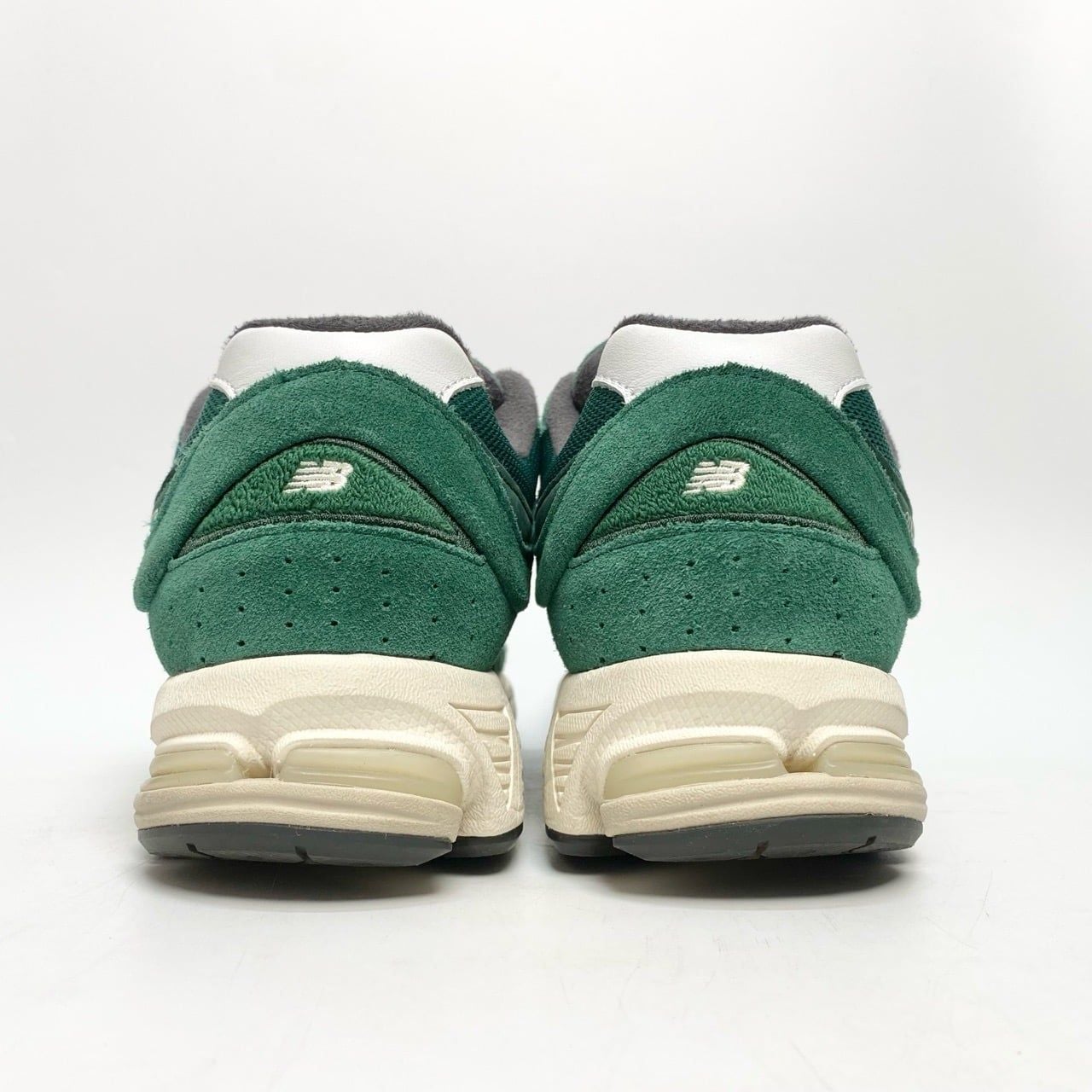  NEW BALANCE 2002R NIGHTWATCH GREEN M2002RHB 