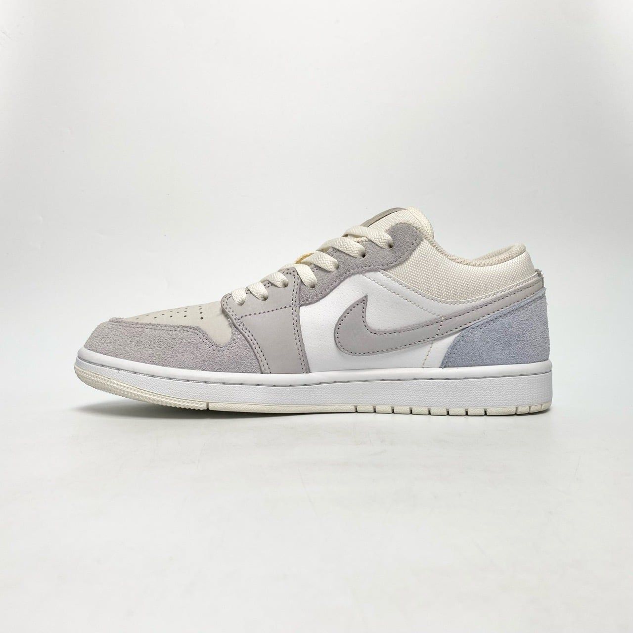  NIKE AIR JORDAN 1 LOW PARIS CV3043-100 