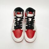  NIKE AIR JORDAN 1 RETRO HIGH OG HERITAGE 555088-161 