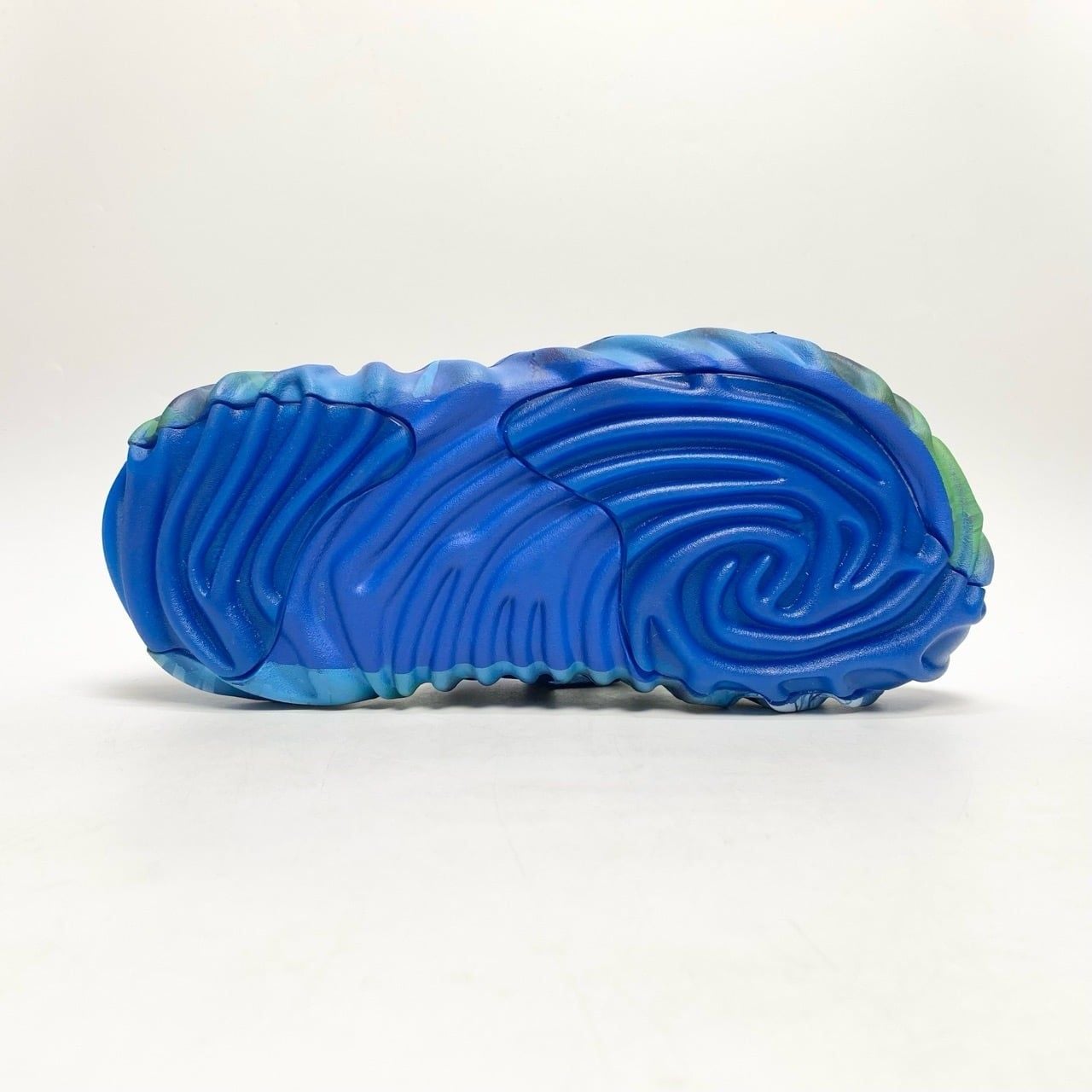  FUTURA X SALEHE BEMBURY X CROCS 