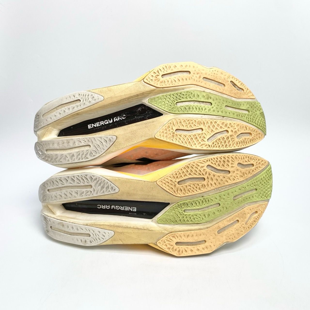  NEW BALANCE FUELCELL SUPERCOMP ELITE V4 MRCELLA4 