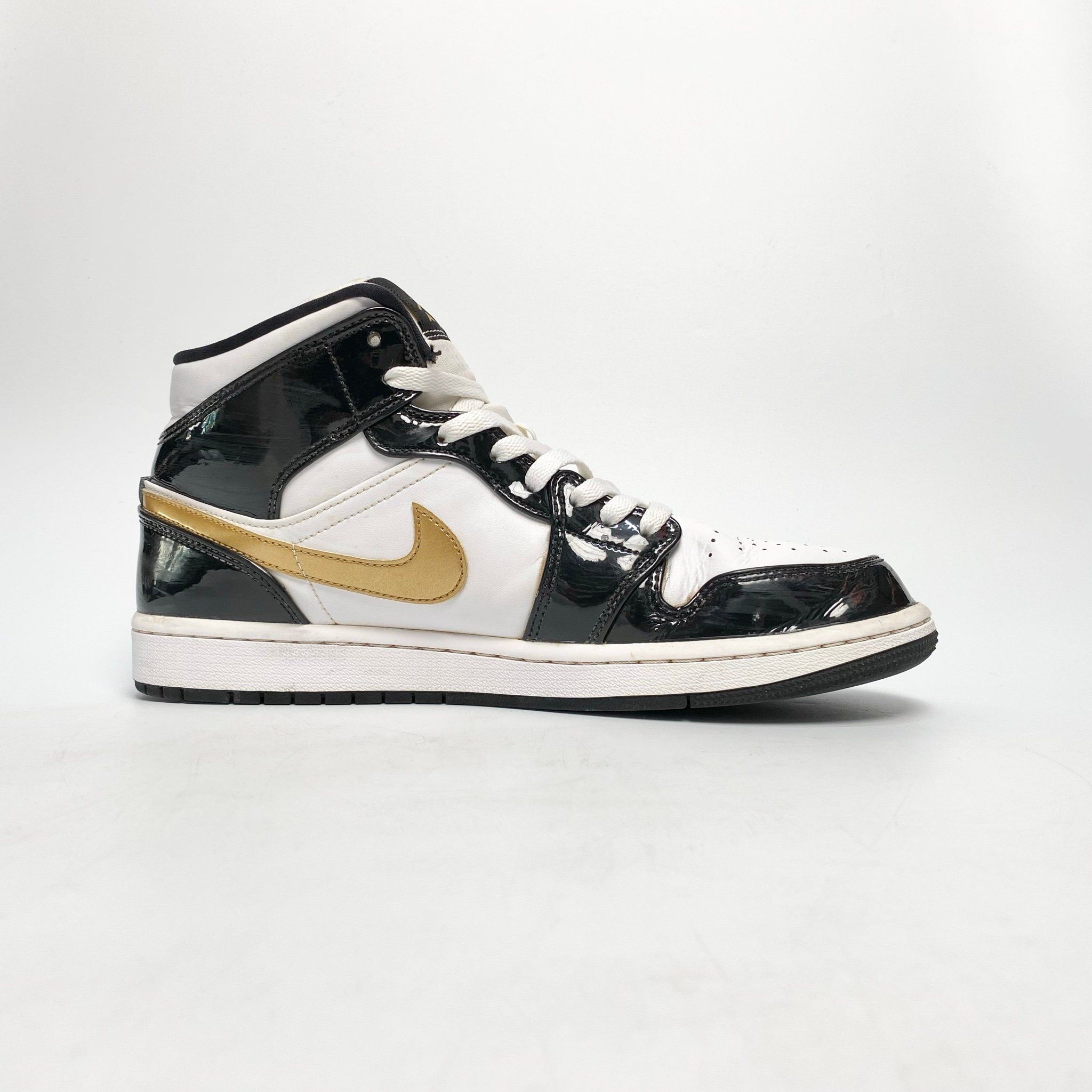 NIKE AIR JORDAN 1 MID PATENT BLACK GOLD 852542-007 