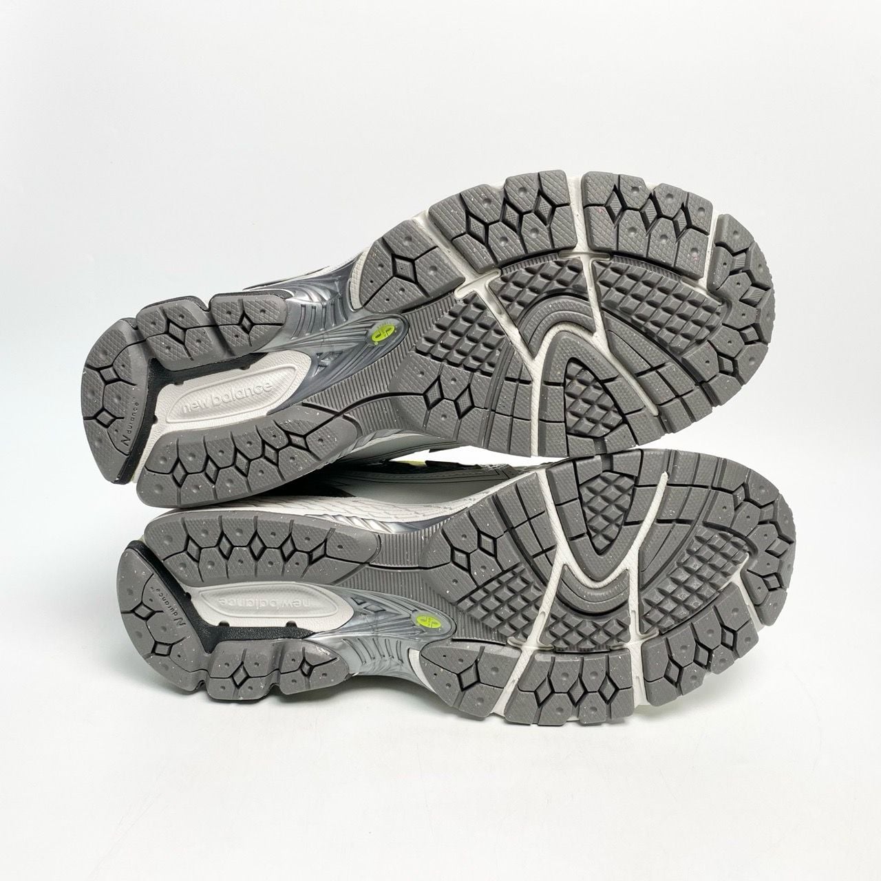  GIÀY NEW BALANCE 1906R GREY NEON U190652H 