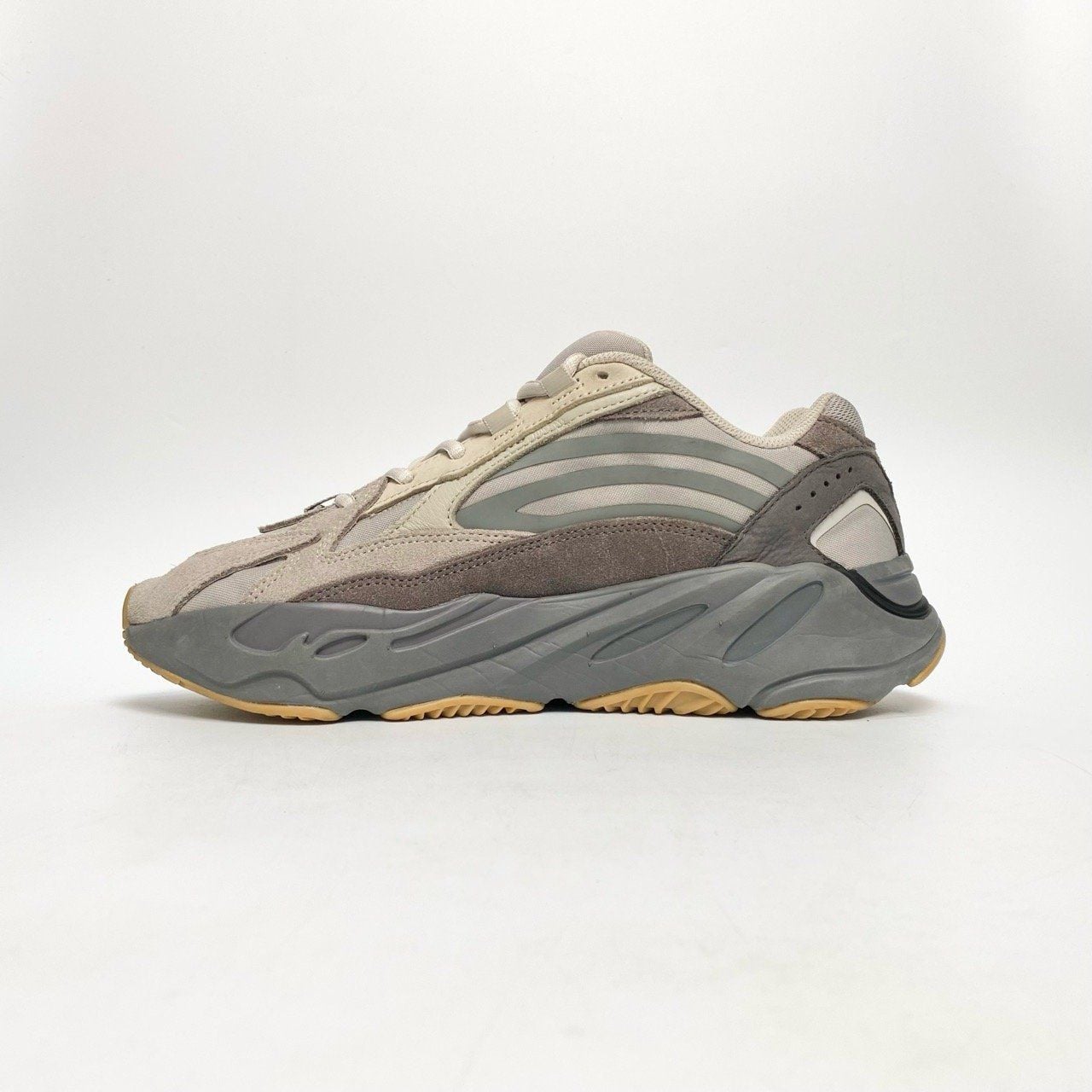  ADIDAS YEEZY BOOST 700 V2 STATIC EF2829 