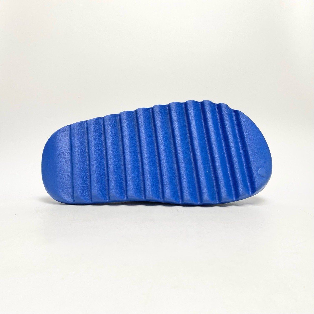  ADIDAS YEEZY SLIDE AZURE ID4133 