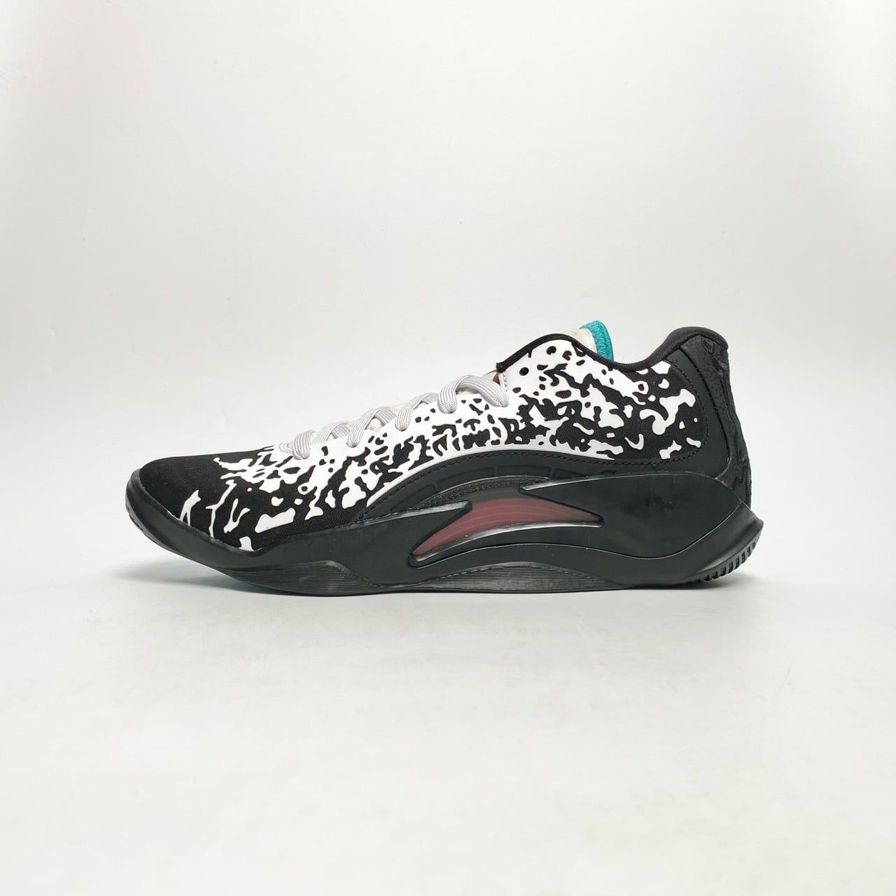  NIKE AIR JORDAN ZION 3 PRESSURE DR0675-002 