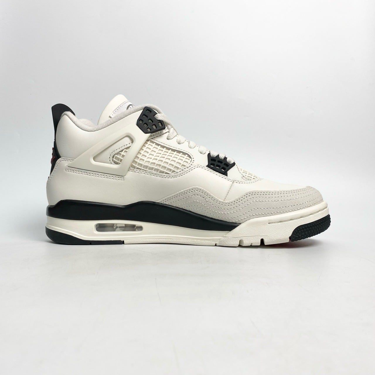  NIKE AIR JORDAN 4 RETRO FLIGHT CLUB IM4002-100 