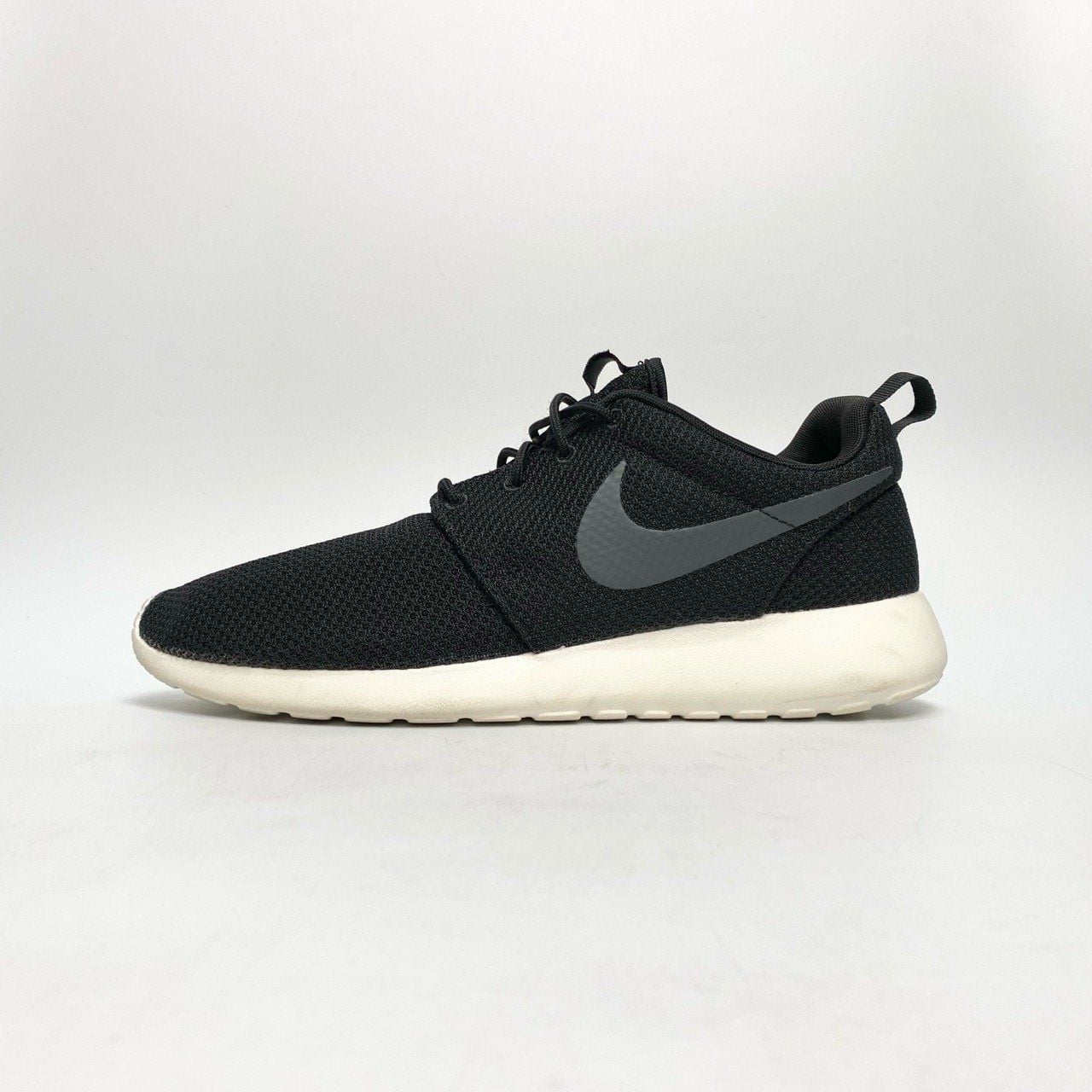  NIKE ROSHE ONE LOW TRIPLE BLACK 511811-010 