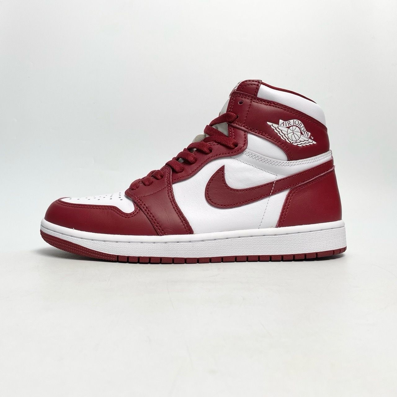  GIÀY NIKE AIR JORDAN 1 RETRO HIGH OG ARTISANAL RED DZ5485-160 