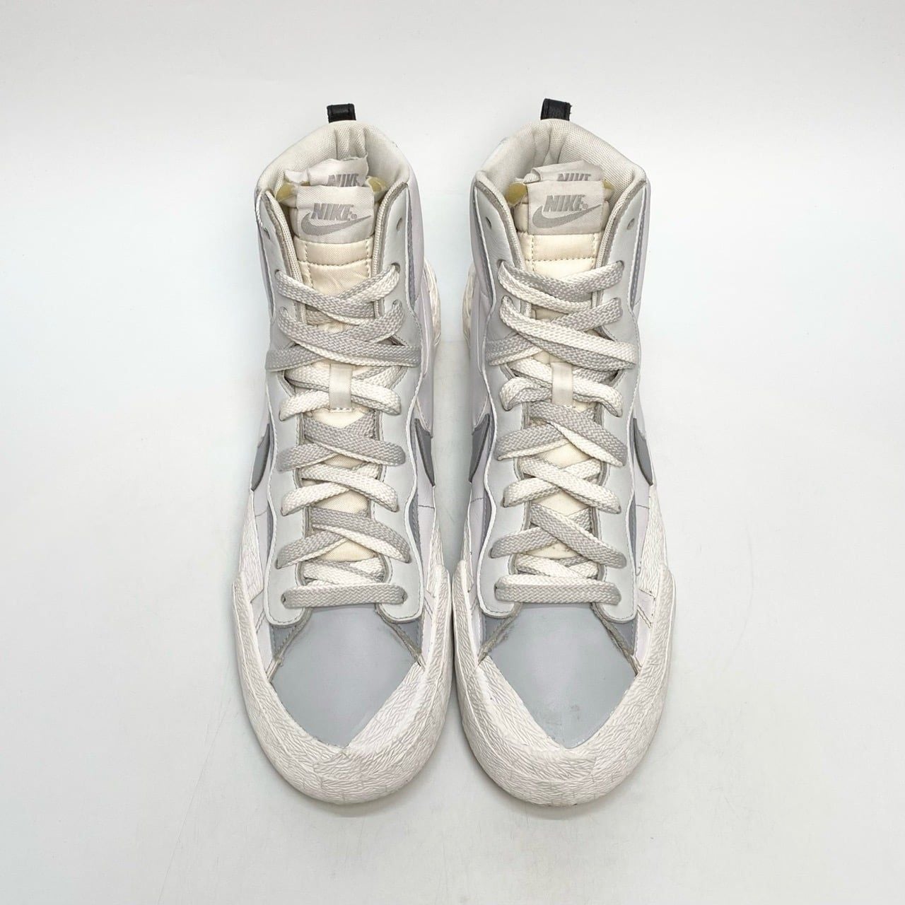  NIKE BLAZER MID SACAI WHITE GREY BV0072-100 