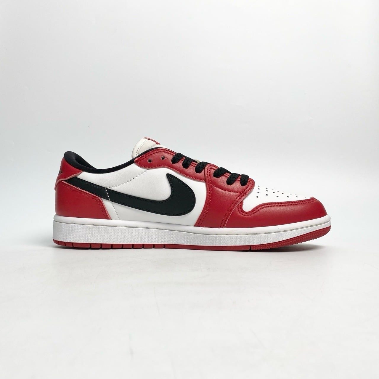  GIÀY NIKE AIR JORDAN 1 RETRO LOW OG CHICAGO HQ6998-600 