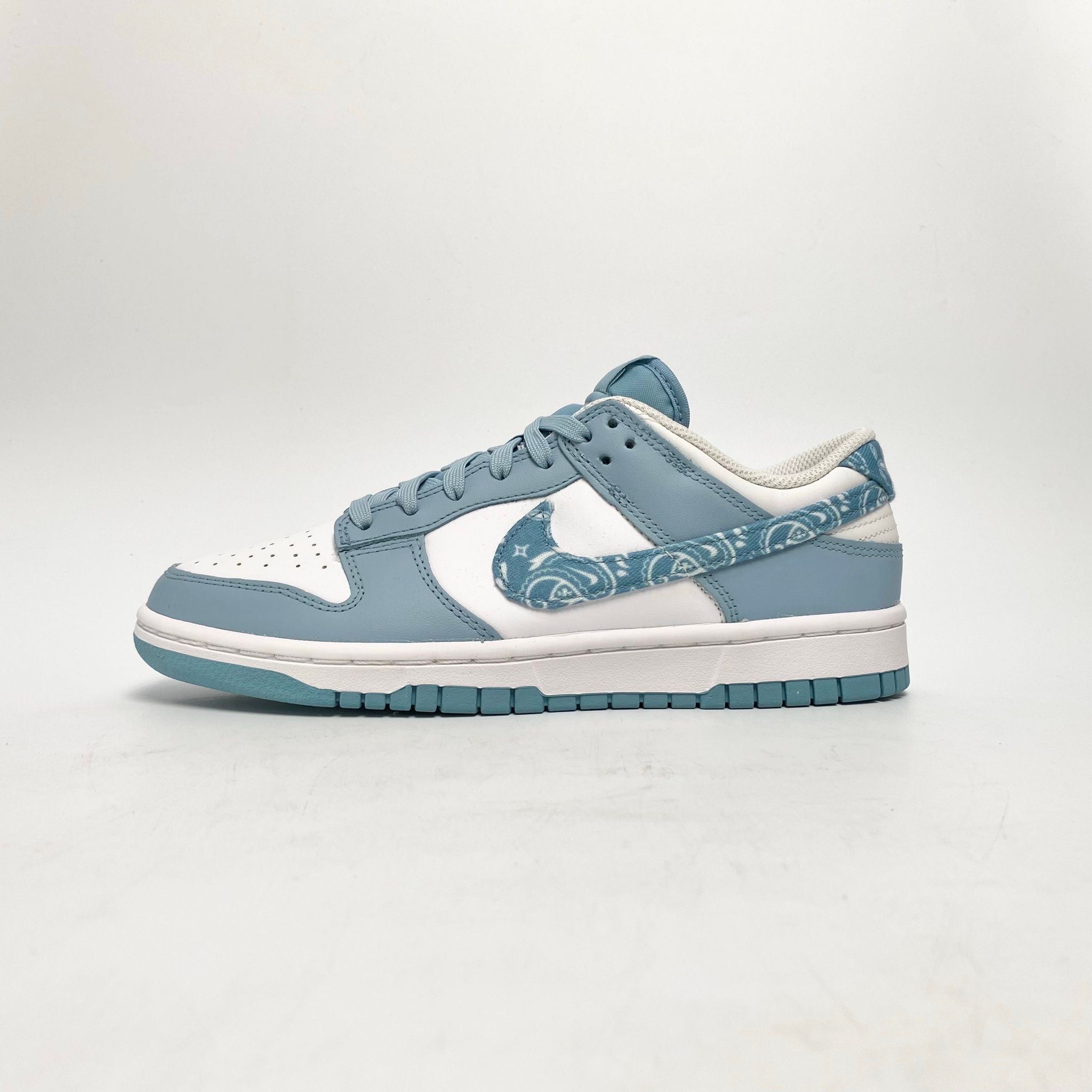  NIKE WMNS DUNK LOW BLUE PAISLEY DH4401-101 