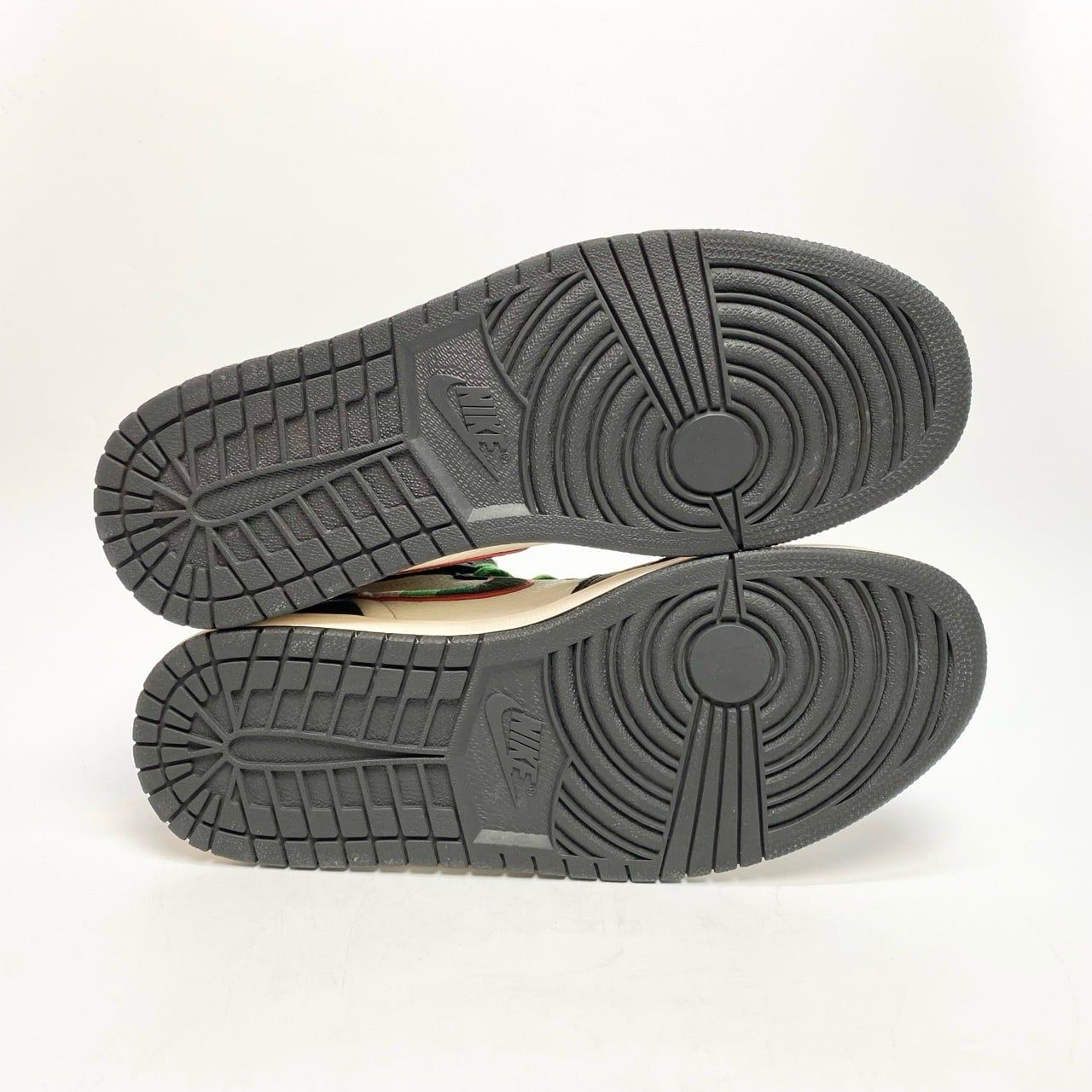  NIKE AIR JORDAN 1 RETRO HIGH OG A STAR IS BORN 555088-015 