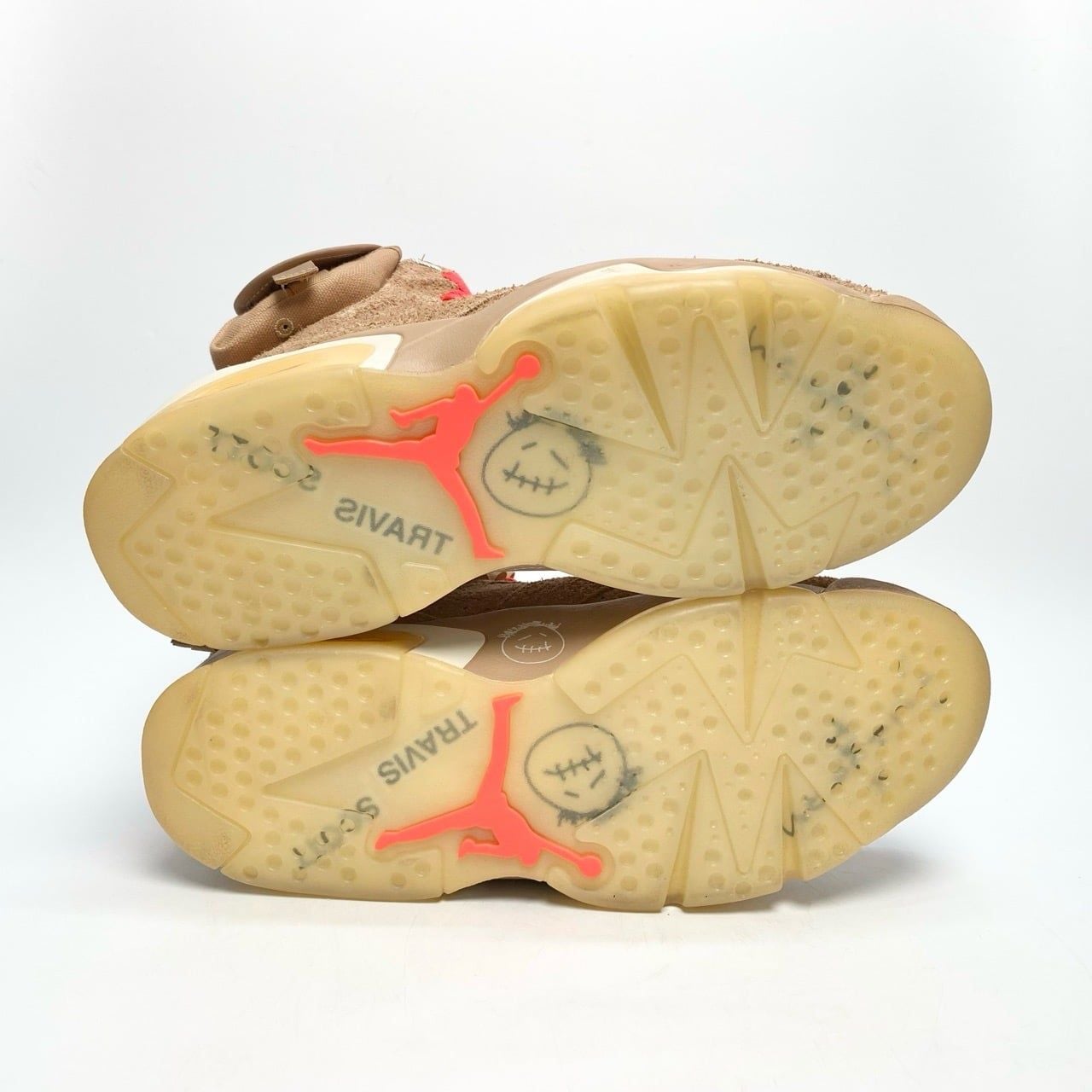  NIKE TRAVIS SCOTT X AIR JORDAN 6 RETRO BRITISH KHAKI DH0690-200 