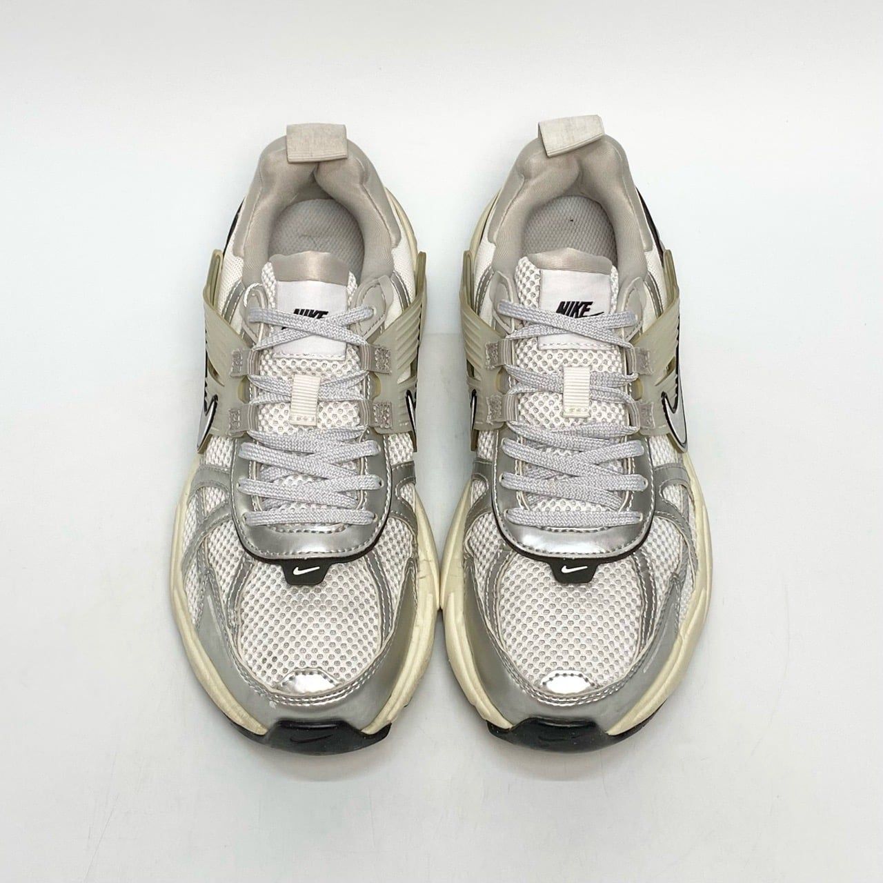  NIKE V2K RUN SUMMIT WHITE METALLIC SILVER FD0736-100 