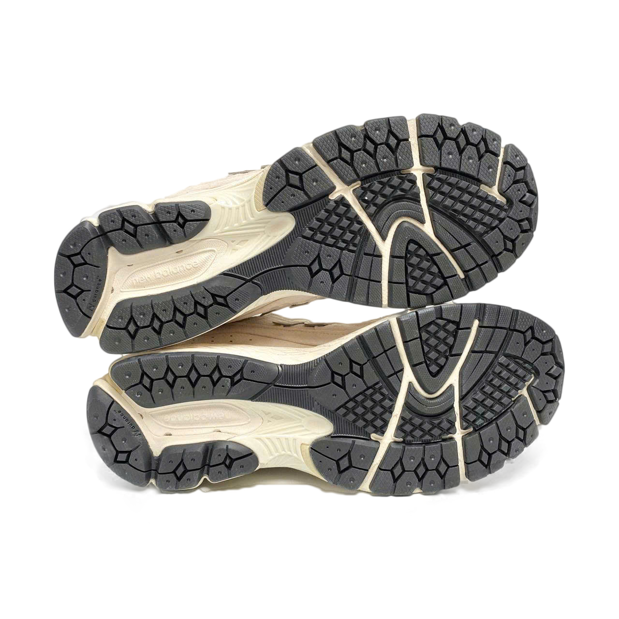  NEW BALANCE 2002R OFF WHITE M2002RCC 