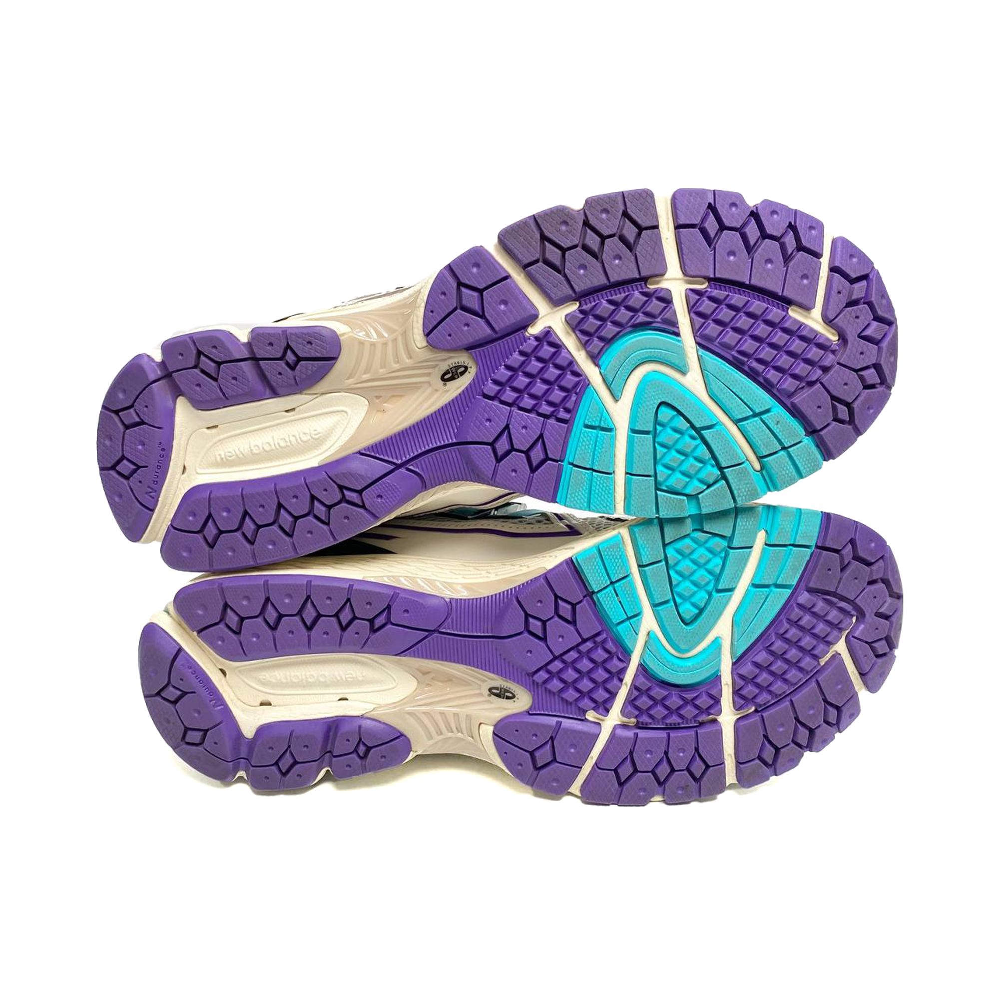  NEW BALANCE 1906R HORNETS M1906RCF 