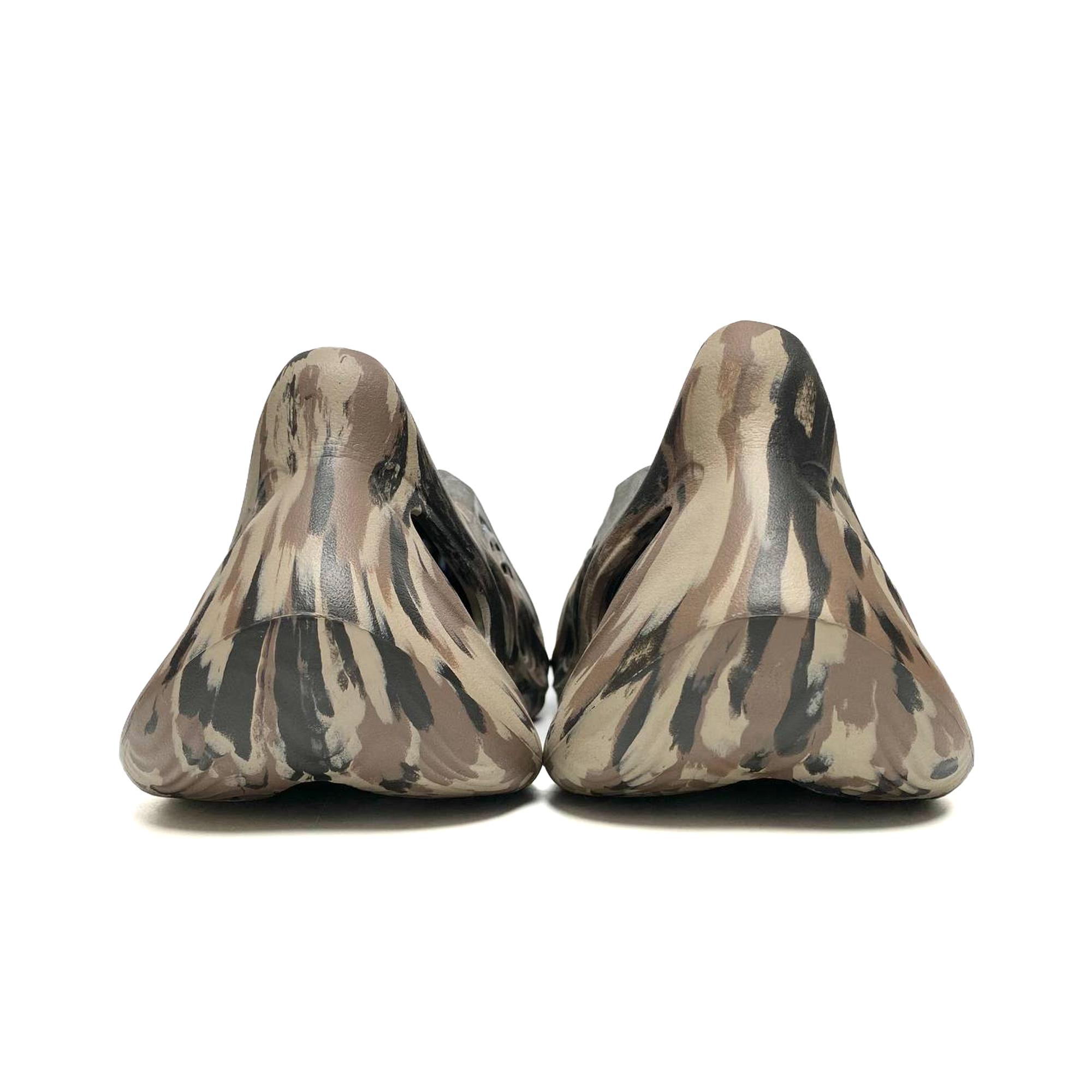  ADIDAS YEEZY FOAM RNR MX CINDER ID4126 