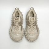 BALENCIAGA DEFENDER TRAINERS BEIGE 685613W2RA69700 