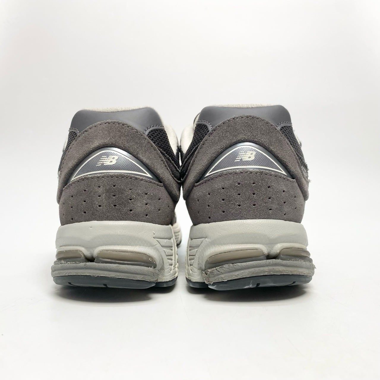  NEW BALANCE 2002R SUEDE PACK GREY M2002RFL 