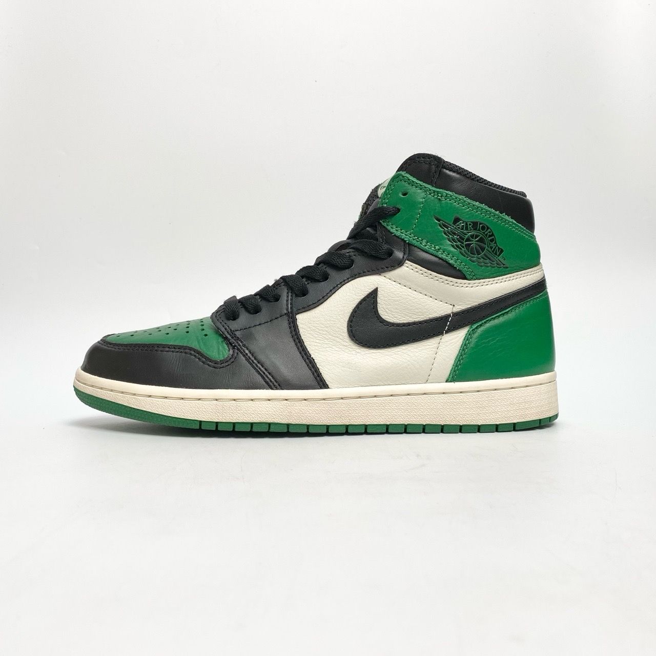  NIKE AIR JORDAN 1 RETRO HIGH OG PINE GREEN 555088-302 