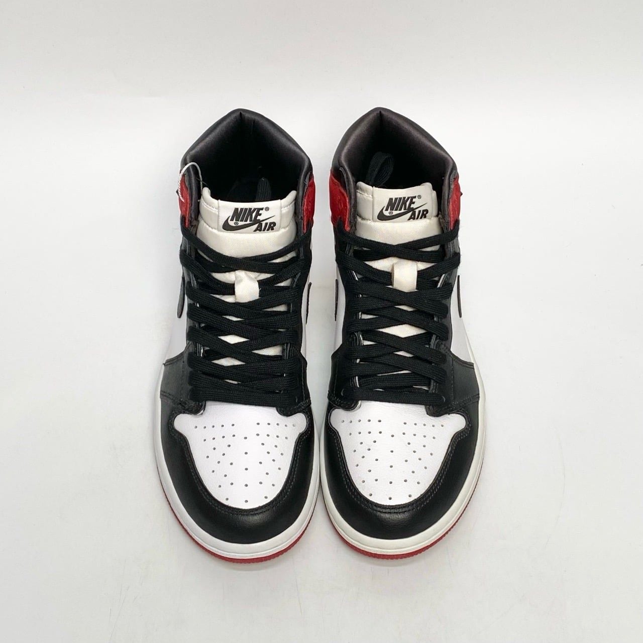  NIKE AIR JORDAN 1 RETRO HIGH SATIN BLACK TOE CD0461-016 