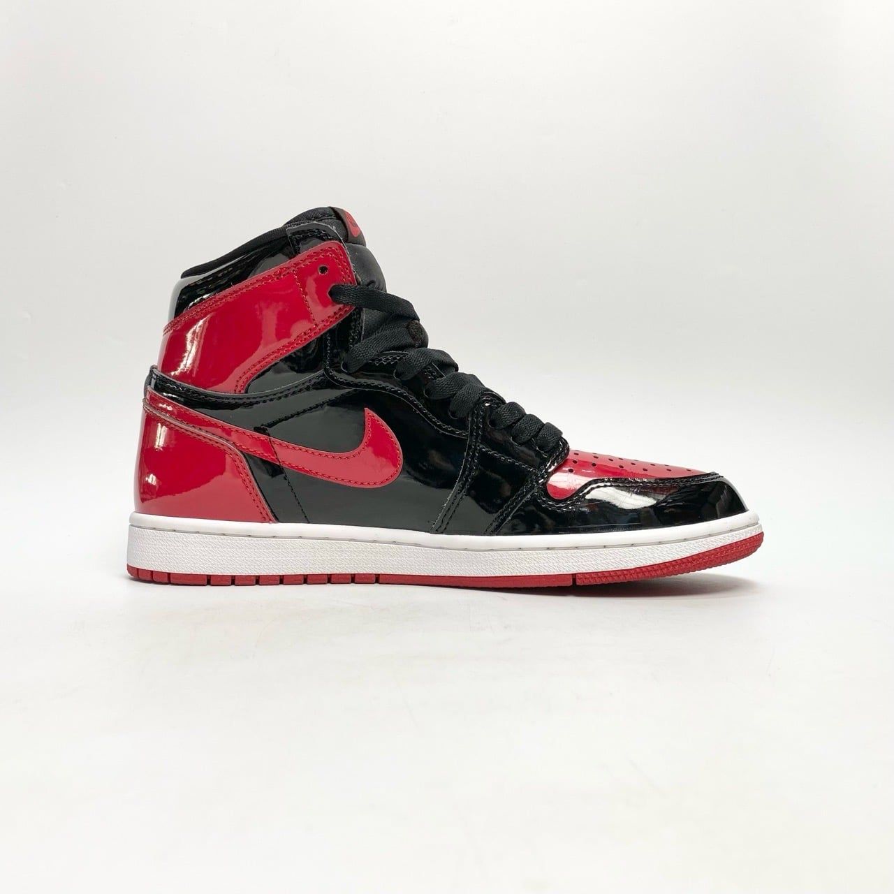  NIKE AIR JORDAN 1 RETRO HIGH OG PATENT BRED 555088 063 