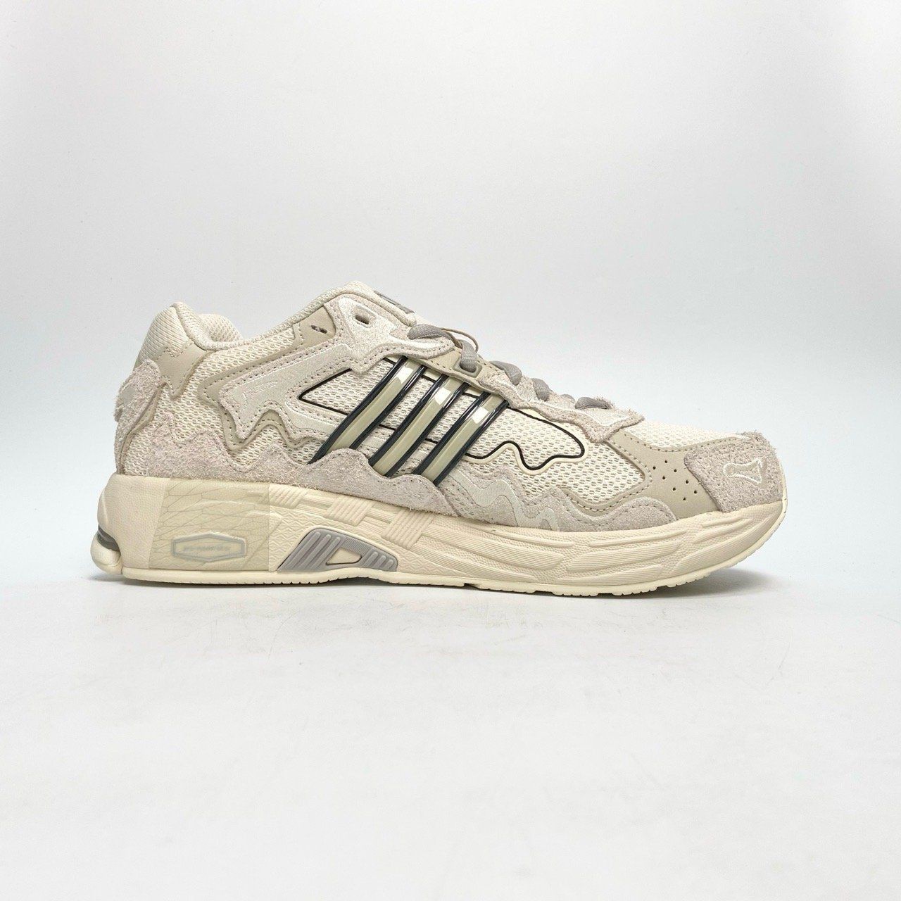  ADIDAS RESPONSE CL X BAD BUNNY WONDER WHITE IF7179 