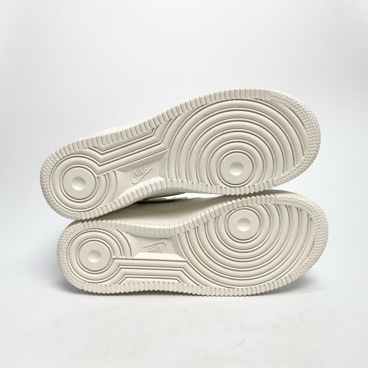  NIKE AIR FORCE 1 LOW SILVER GOLD DH9595-001 