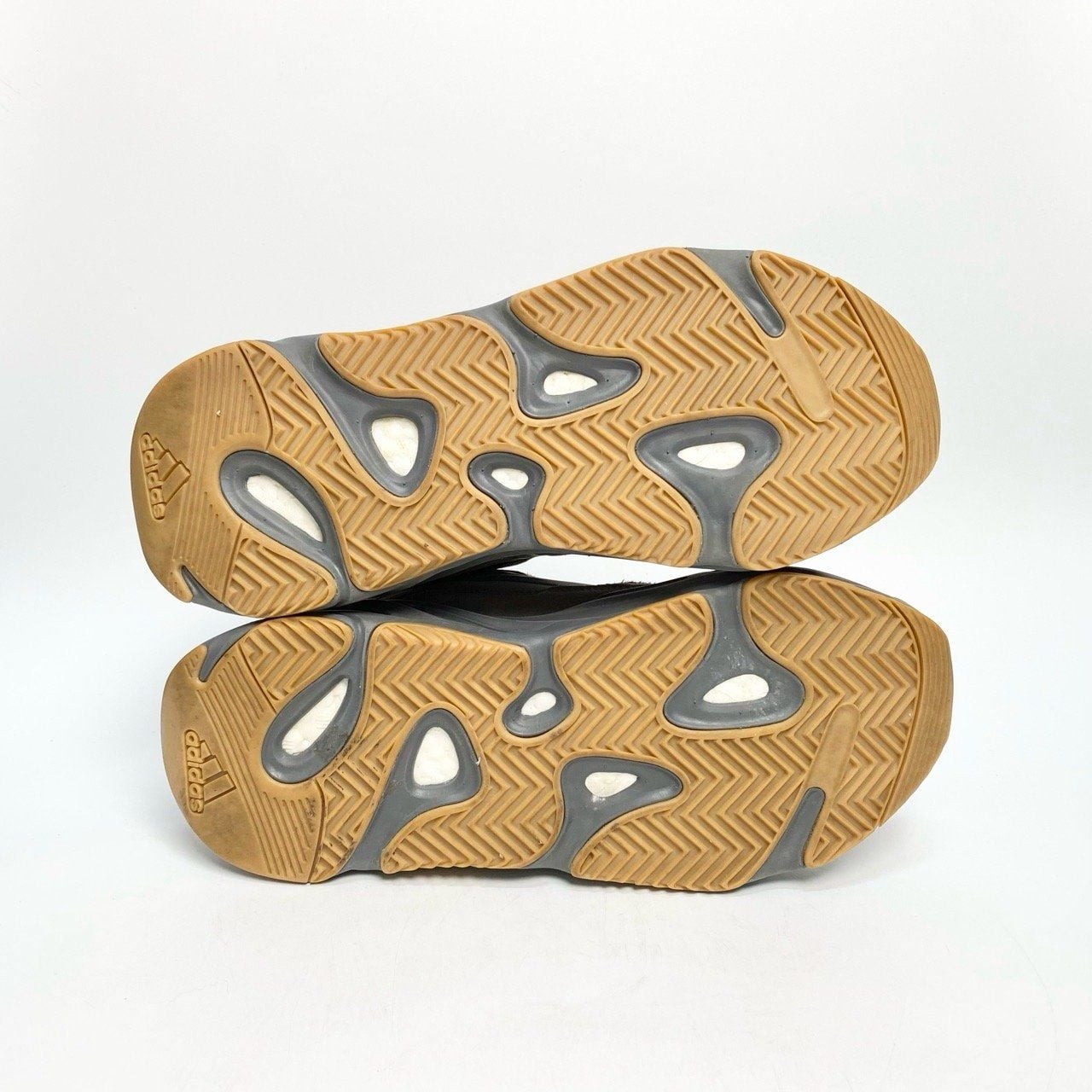  ADIDAS YEEZY BOOST 700 V2 STATIC EF2829 