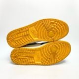  NIKE AIR JORDAN 1 RETRO HIGH OG TAXI 555088-711 