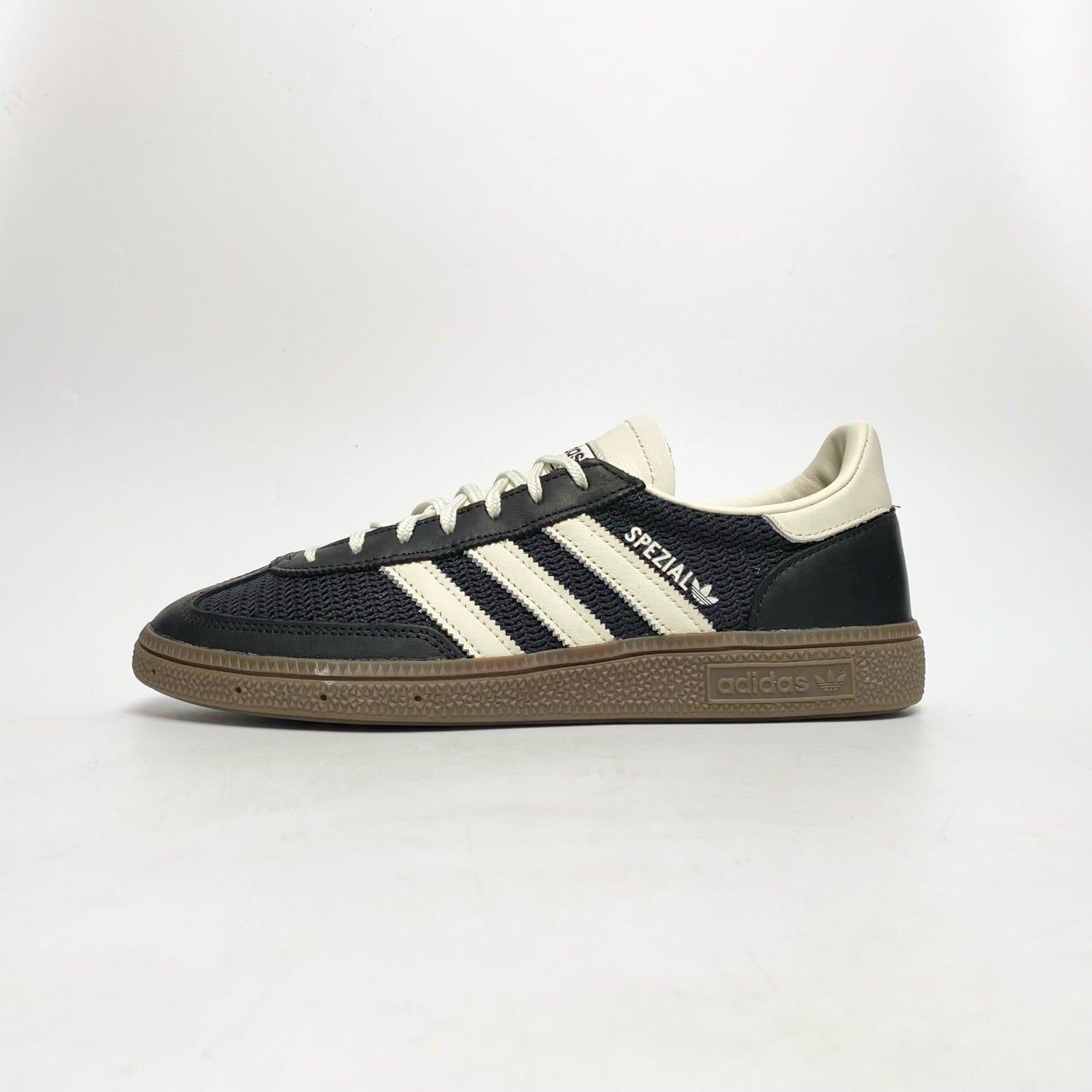 ADIDAS HANDBALL SPEZIAL BLACK JQ5557 