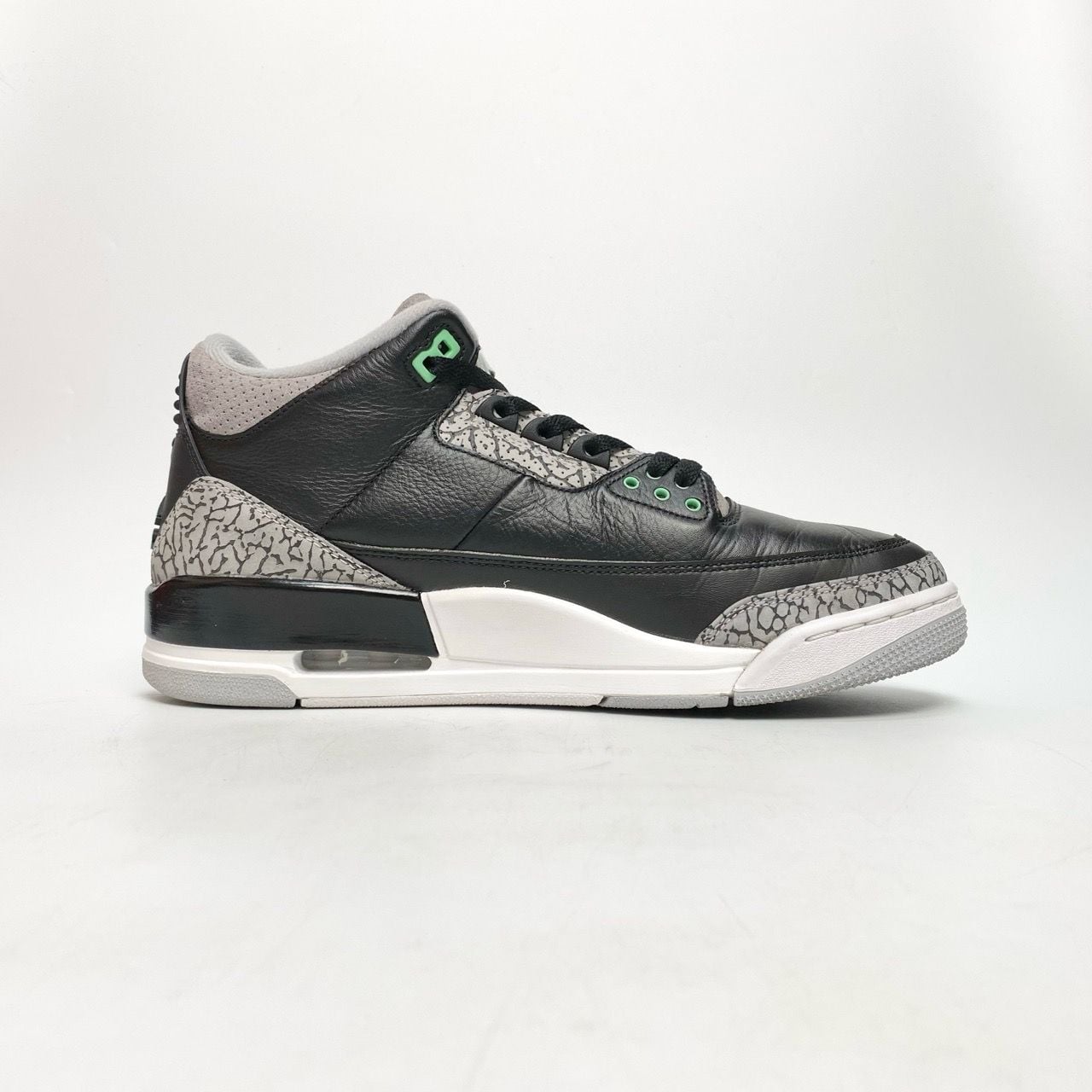  NIKE AIR JORDAN 3 RETRO GREEN GLOW CT8532-031 