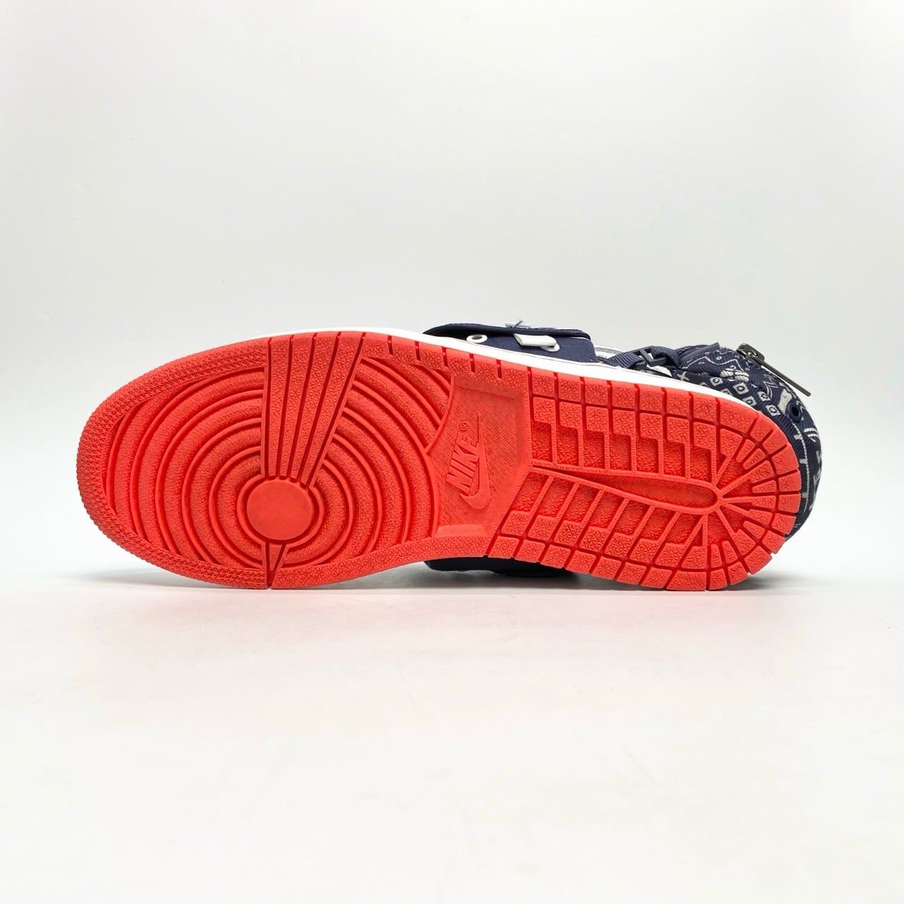  NIKE AIR JORDAN 1 UTILITY QUAI 54 DV1717-100 