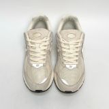  NEW BALANCE 2002R OFF WHITE M2002RCC 