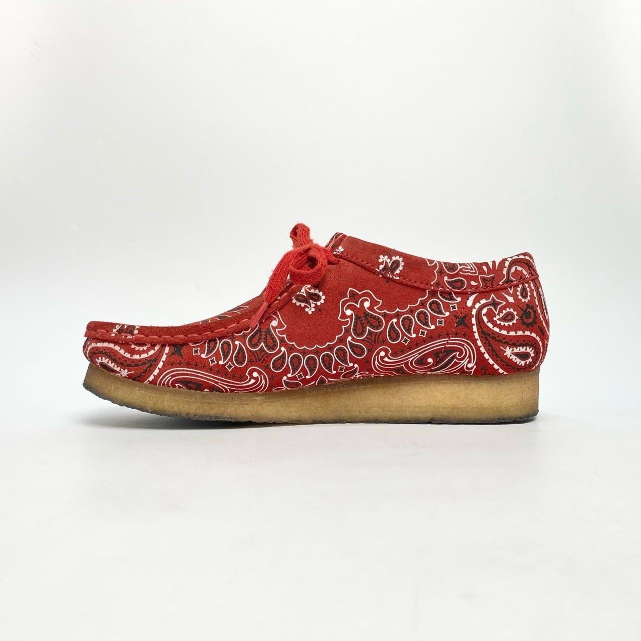  CLARKS X SUPREME WALLABEE BANDANA RED 261-42399 