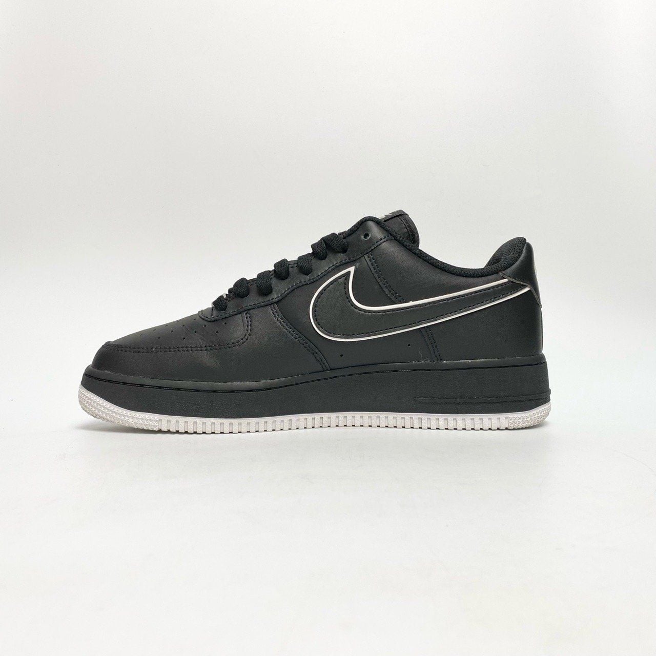  NIKE AIR FORCE 1 LOW ’07 BLACK WHITE DV0788-002 