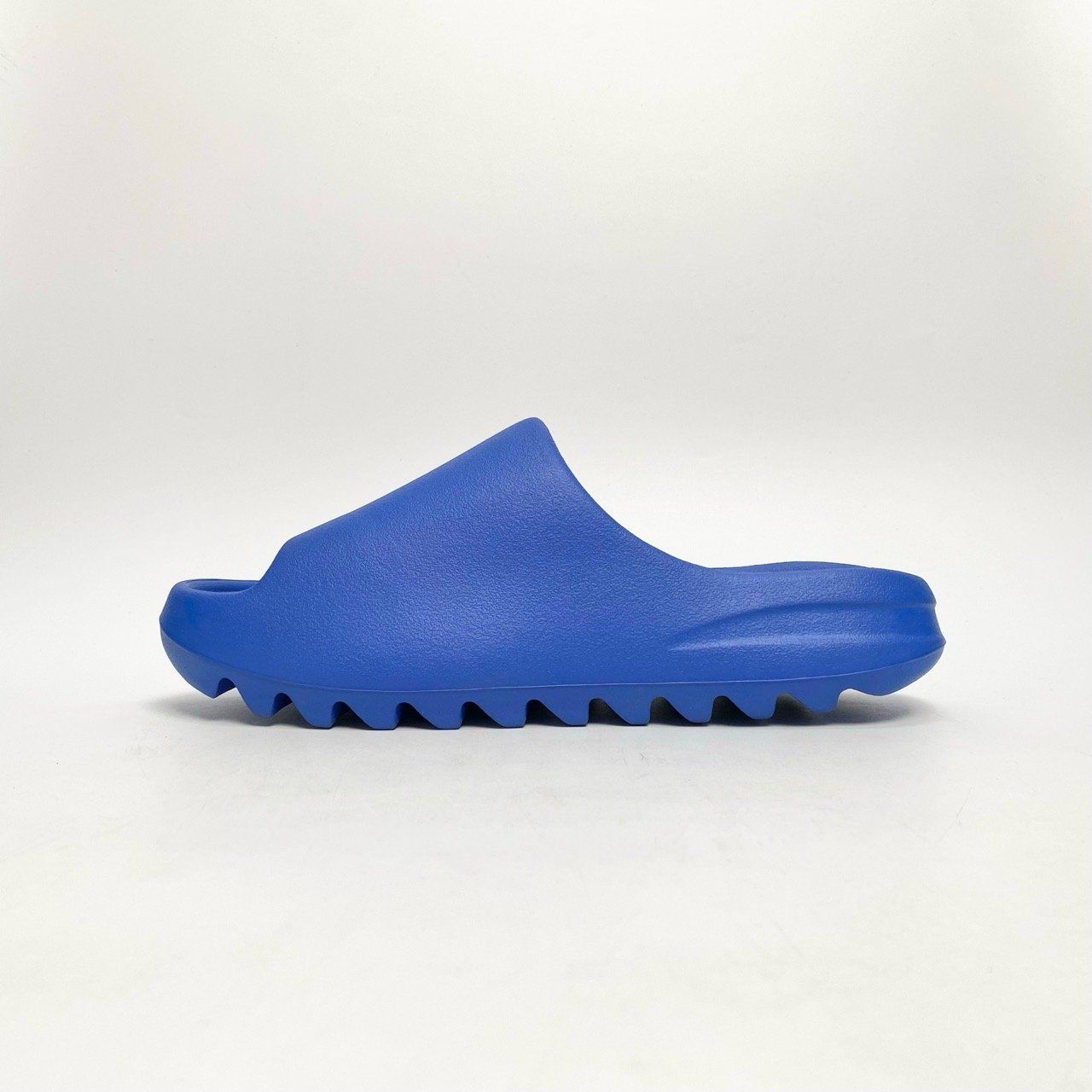  ADIDAS YEEZY SLIDE AZURE ID4133 