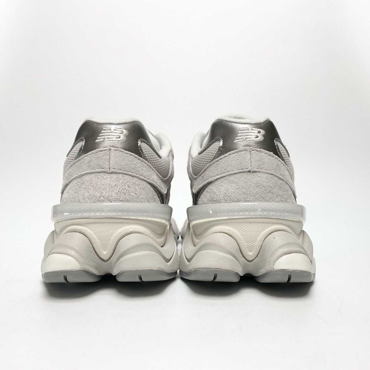  NEW BALANCE 9060 RAINCLOUD DARK SILVER METALLIC U9060ERG 