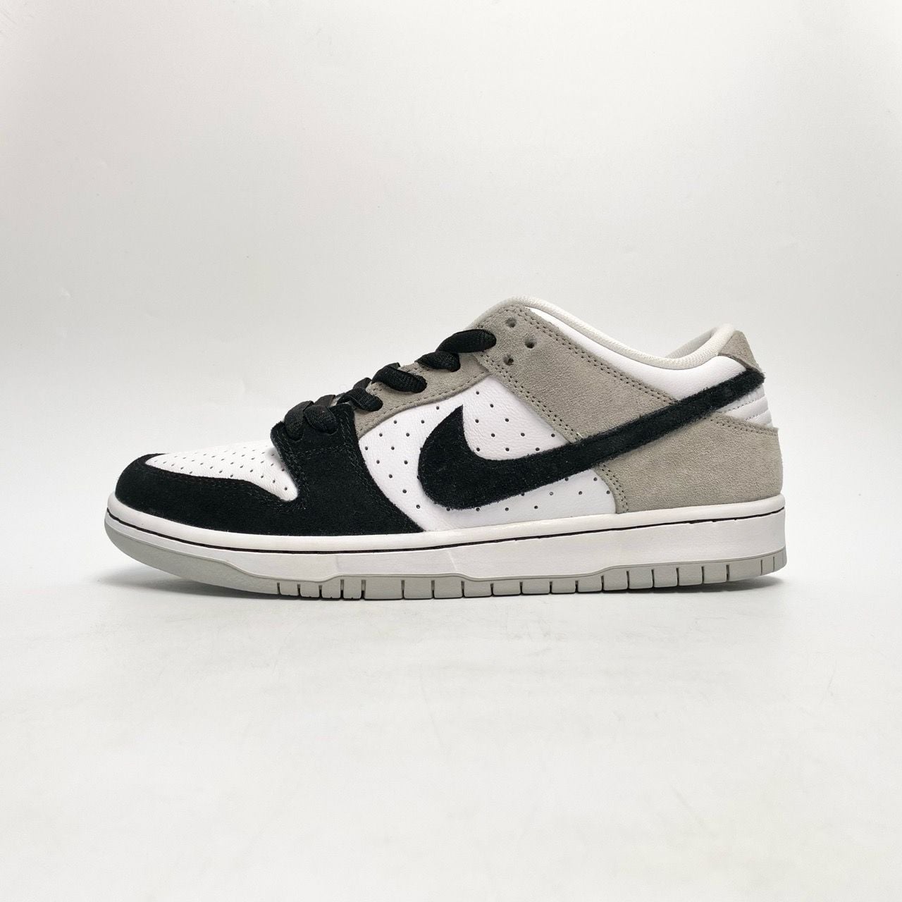  NIKE DUNK LOW SB CHLOROPHYLL BQ6817-011 
