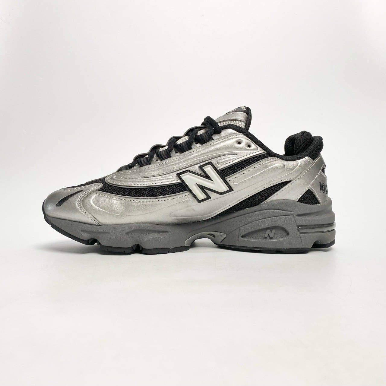 NEW BALANCE 1000 BLACK SILVER METALLIC M1000EGR 