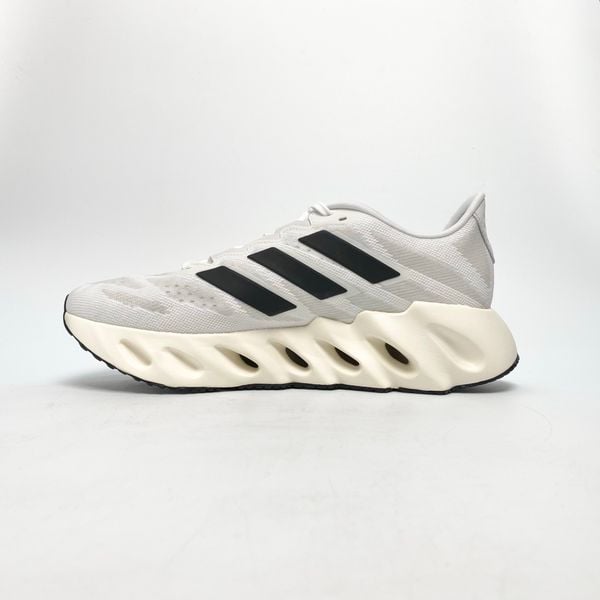 ADIDAS SWITCH FWD WHITE BLACK ID1781 