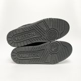  LOUIS VUITTON LV TRAINER BLACK SUEDE 