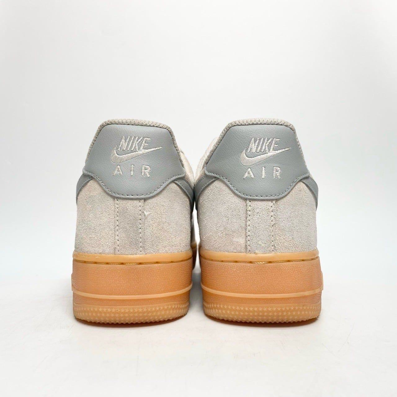  NIKE AIR FORCE 1 ’07 LV8 LIGHT SMOKE GUM FQ8714-002 