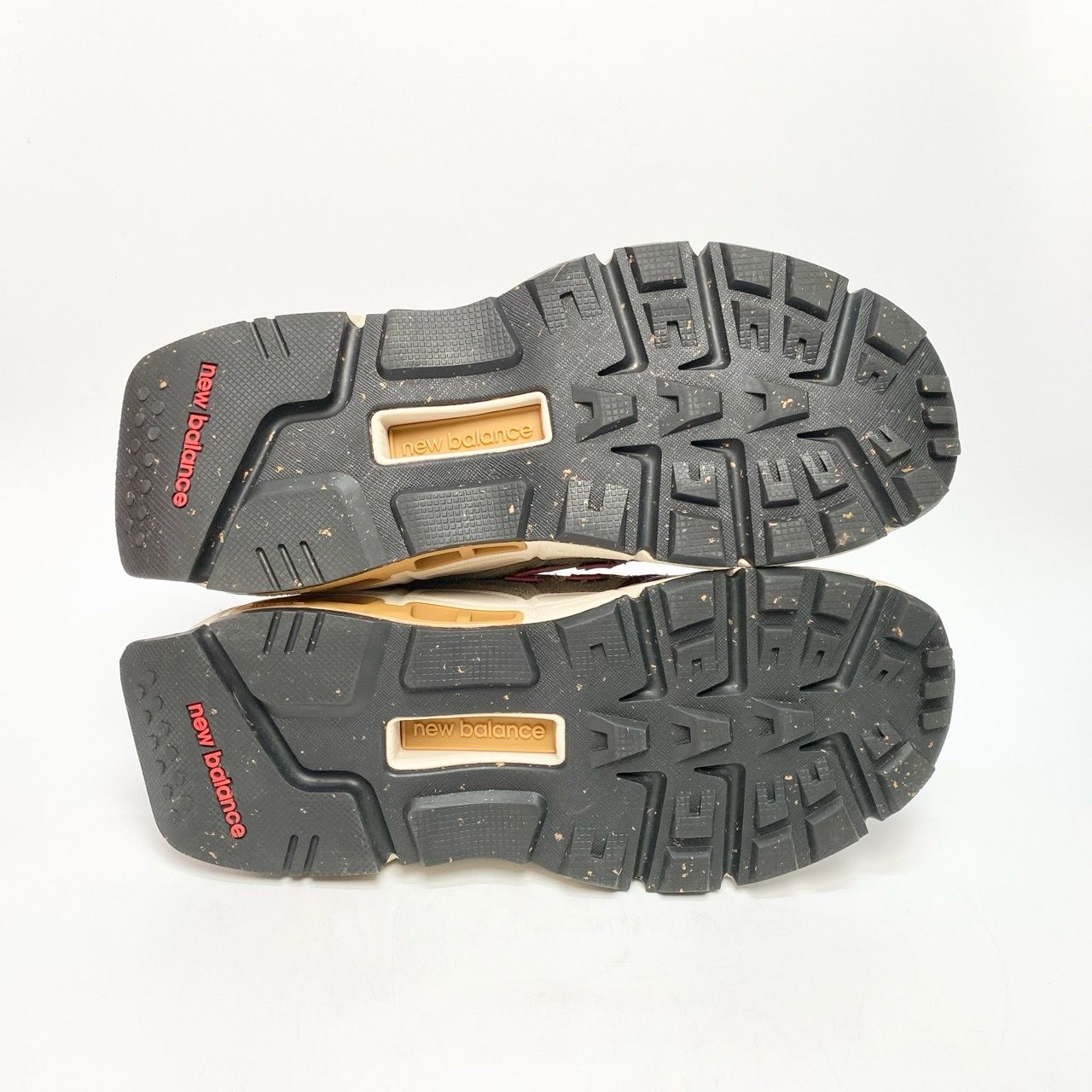  NEW BALANCE SALEHE BEMBURY X 574 YURT TEAM FOREST GREEN MS574YSB 