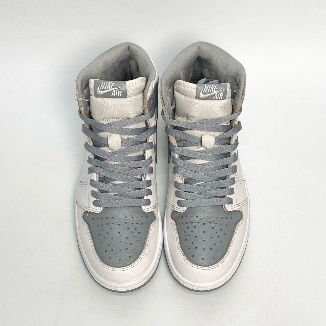 NIKE AIR JORDAN 1 RETRO HIGH OG WHITE STEALTH 555088-037 